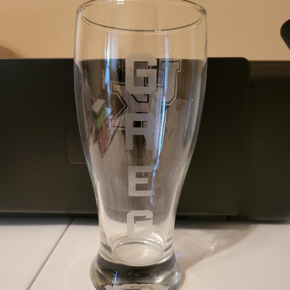 Personalized Etched Beer Glass - Picture 7 of 10